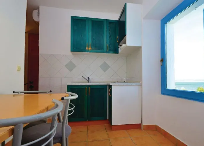 In Mit Freiterrasse By Interhome *