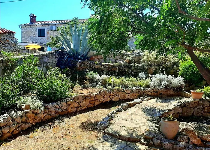 Nyaraló In Mit Freiterrasse By Interhome *