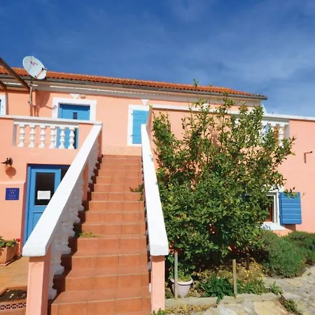 In Mit Freiterrasse By Interhome Vakantiehuis *