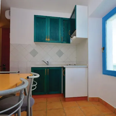 In Mit Freiterrasse By Interhome *