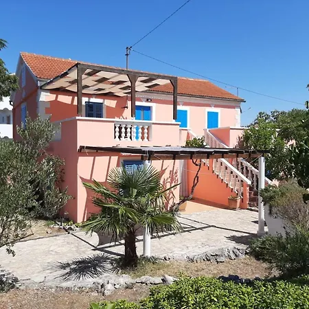 In Mit Freiterrasse By Interhome