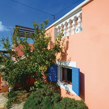 In Mit Freiterrasse By Interhome *